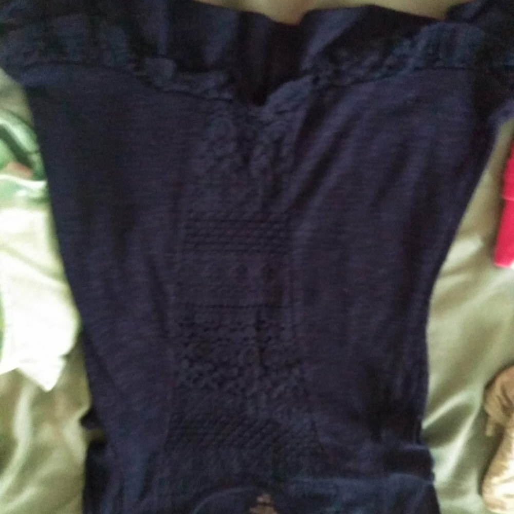 Clothes - Picture 8 of 16